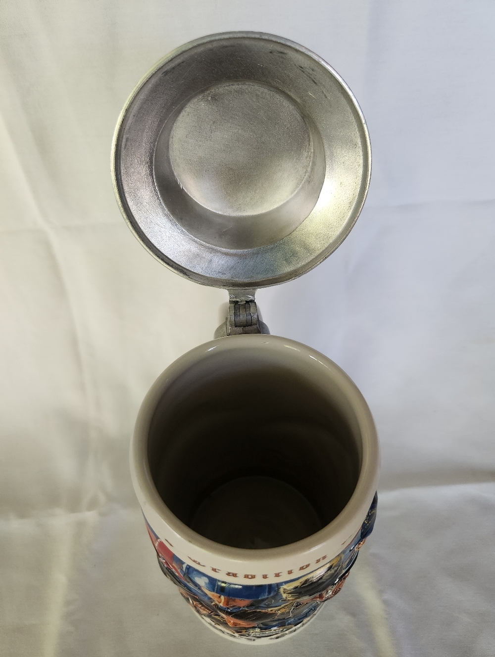 Budweiser Coast Guard Lidded Beer Stein 1999 - Picture 10 of 11